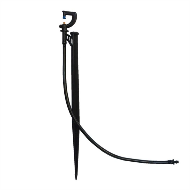 atomizing-irrigation-sprinkler-on-spike